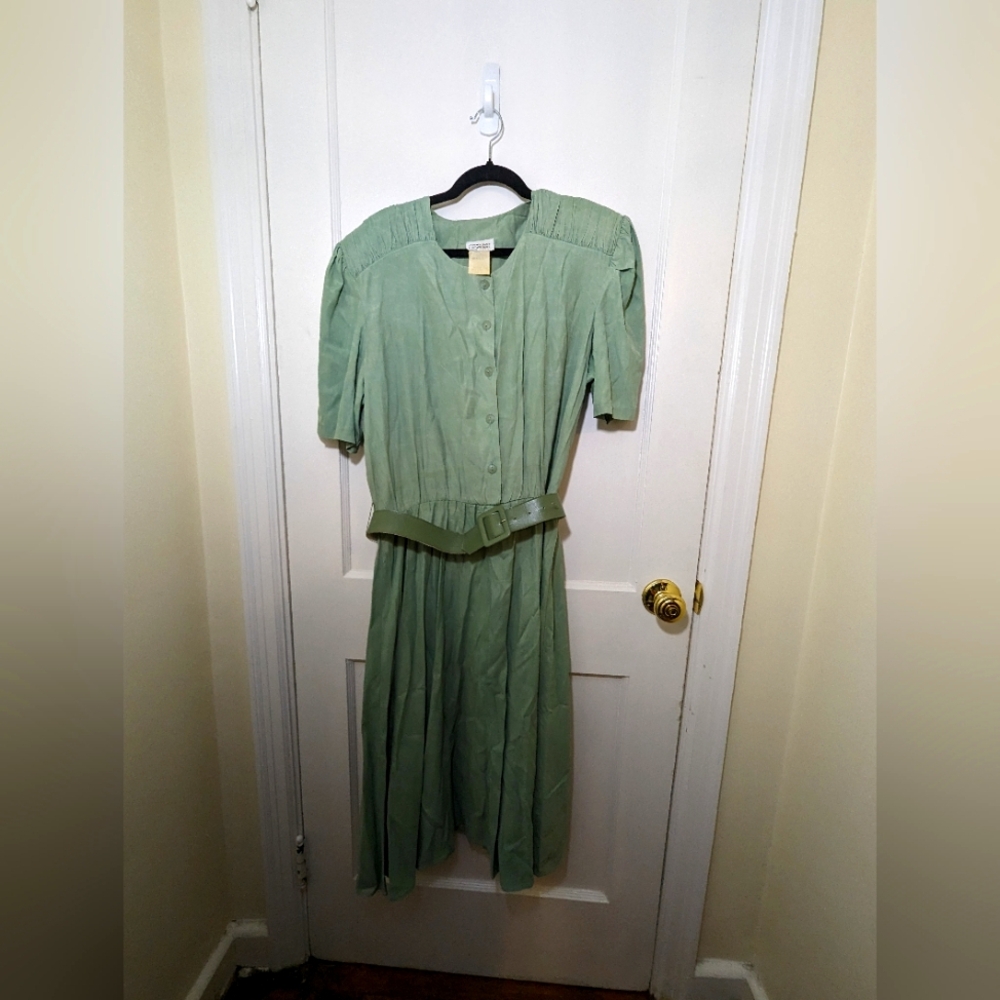 Vintage Cottagecore Soft Green Dress With Belt